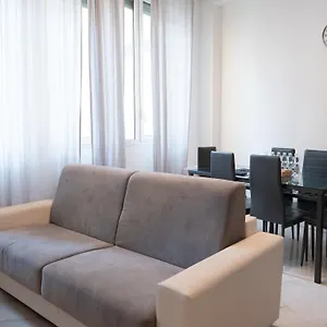 https://prestige-boutique-homes-duomo-1.it-lombardy.com